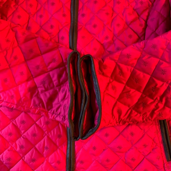 Vintage Eddie Bauer Lightweight Quilted Goose Down Jacket in Raspberry, Size PM. - Picture 5 of 13